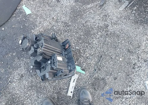 2020 Kia Telluride S z USA, uszkodzony, nr VIN 5XYP64HC7LG049116